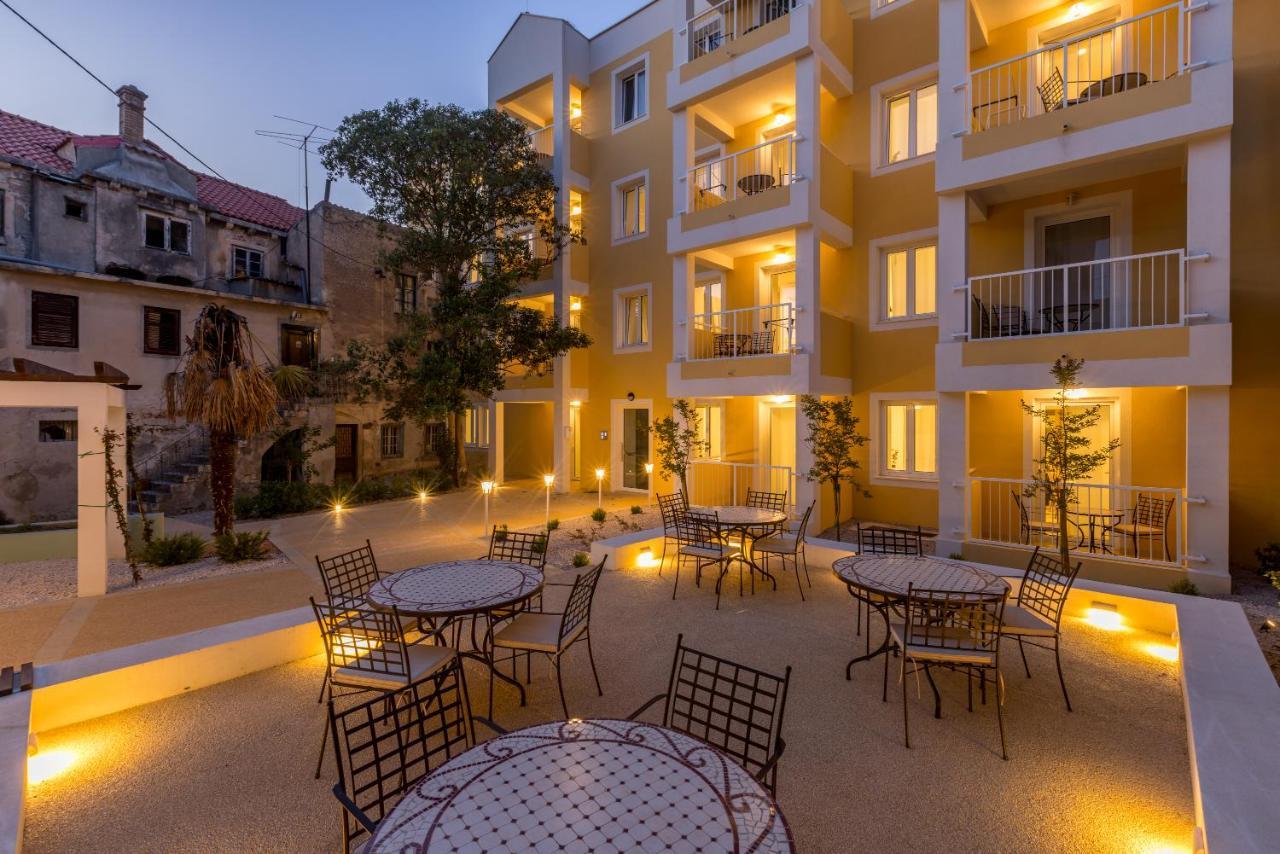 Porto Sereno Apartments Шибеник Экстерьер фото