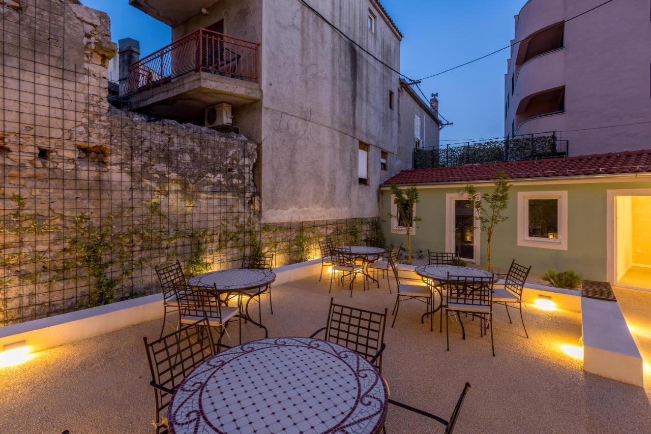 Porto Sereno Apartments Шибеник Экстерьер фото