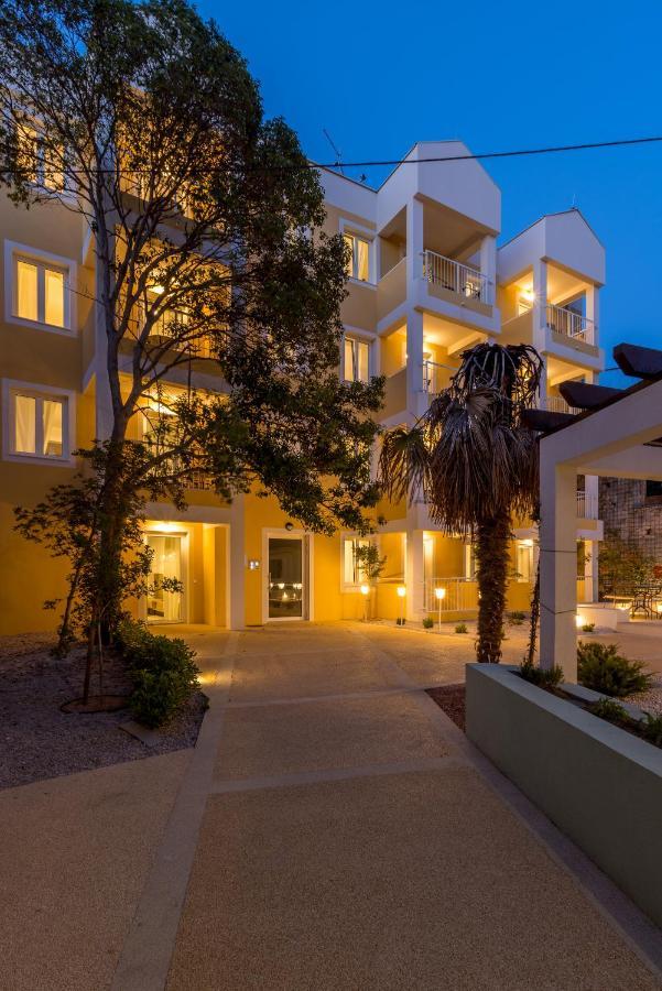 Porto Sereno Apartments Шибеник Экстерьер фото